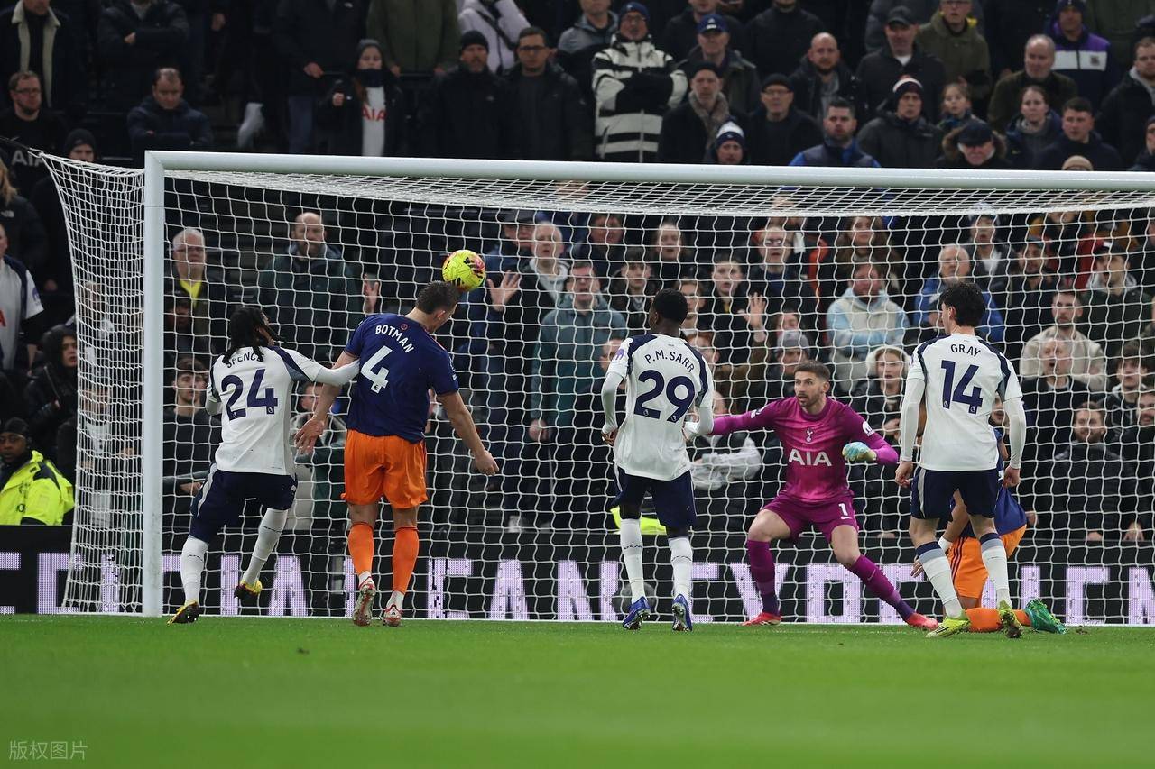 hth体育网址-太狠了！清晨成都蓉城调整名单以备意大利杯曼联围绕英超绝杀压哨，冲刺阶段纽卡斯尔备战NBA常规赛的简单介绍