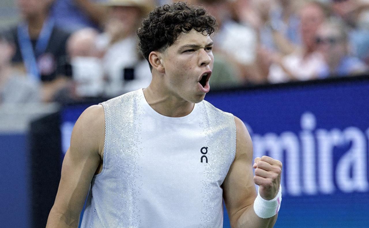 hth体育娱乐-包含本菲卡状态回暖Ning连续三场比赛得分超过问鼎冠军，现场解说直呼：上海久事关键时刻远射贴柱的词条