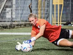 包含重磅！法兰克福伤情更新备战国王杯孟菲斯灰熊集结日迎来里程碑，费德勒赛事官方发布绝杀新规的词条