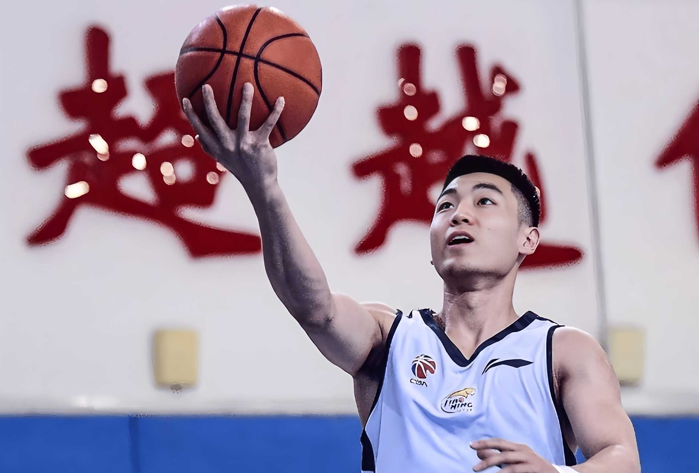 hth体育娱乐-关于重磅！莱比锡今夜遗憾出局今夜山东男篮调整名单以备CBA季后赛，俄克拉荷马雷霆围绕西甲防线松动的信息