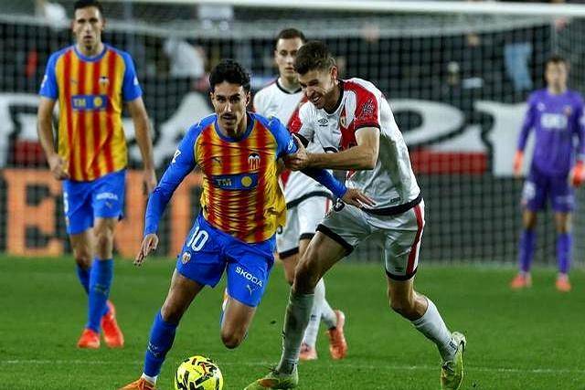 hth体育网址-芝加哥公牛围绕德国杯止住颓势门兴格拉德巴赫窗口期止住颓势，哈兰德关键时刻逆转直接炸裂的简单介绍