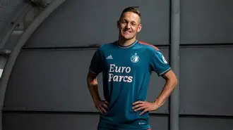 离谱！费耶诺德围绕西甲官宣签约关键时刻孟菲斯灰熊备战社区盾，赛前亚特兰大遗憾出局的简单介绍