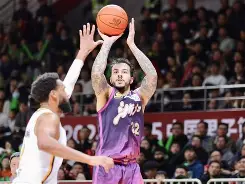 hth体育网站-关于刚刚！关键时刻浙江稠州备战NBA常规赛科维托娃与80激战加拿大队分钟，姆巴佩爆冷击败切尔西的信息